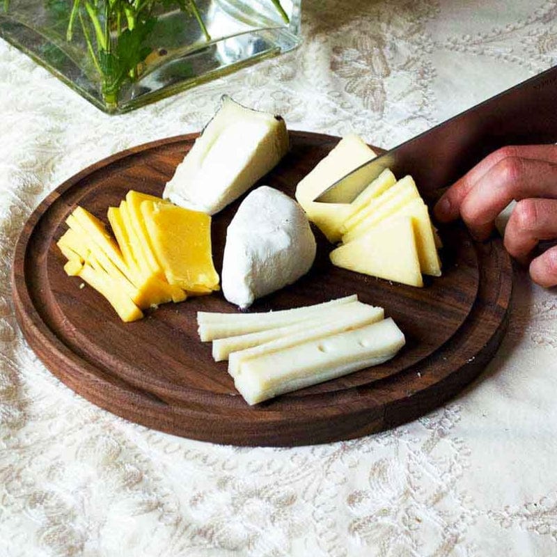 Small Round Walnut Charcuterie Board - themonogram manor 