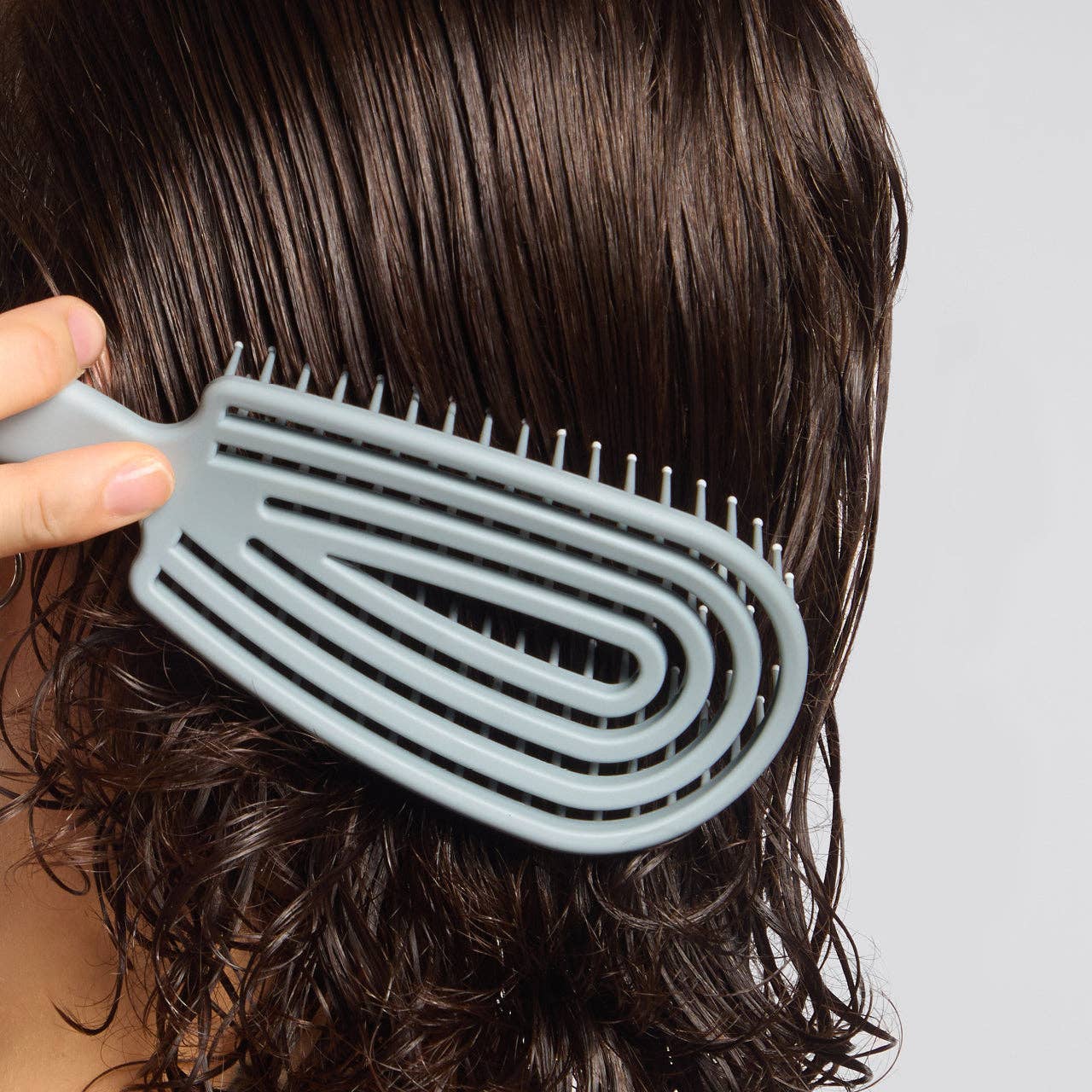 Detangling Flexi Brush - Haze Blue - themonogram manor 