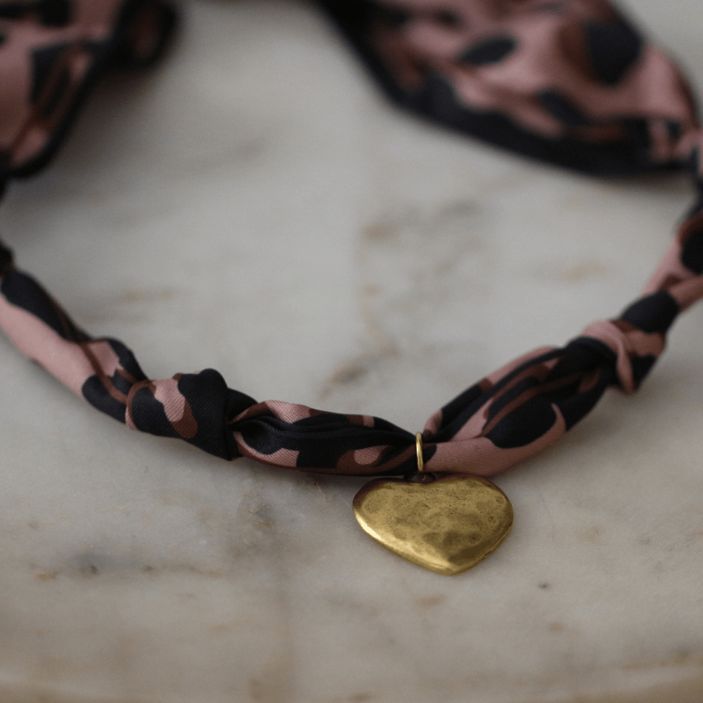 Savannah Heart Scarf Necklace - themonogram manor 