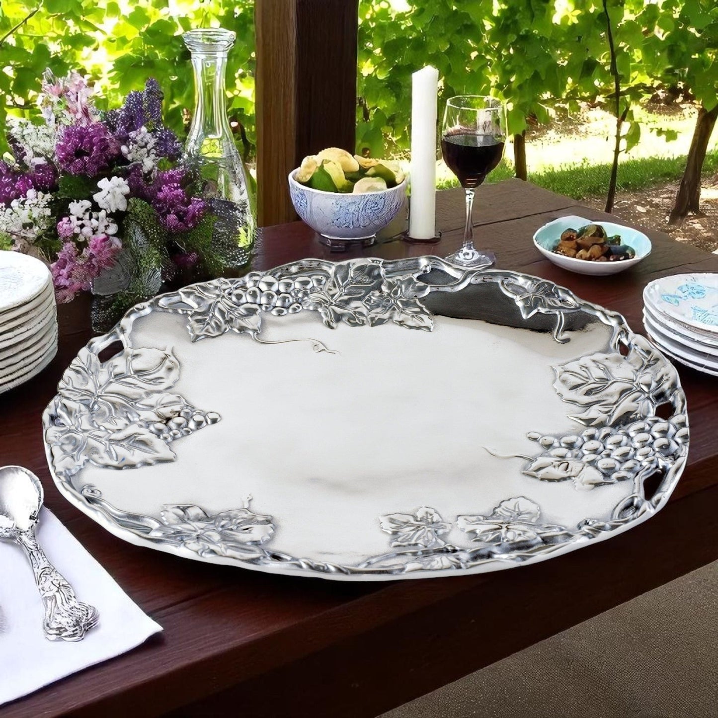 Grape Oval Platter - themonogram manor 