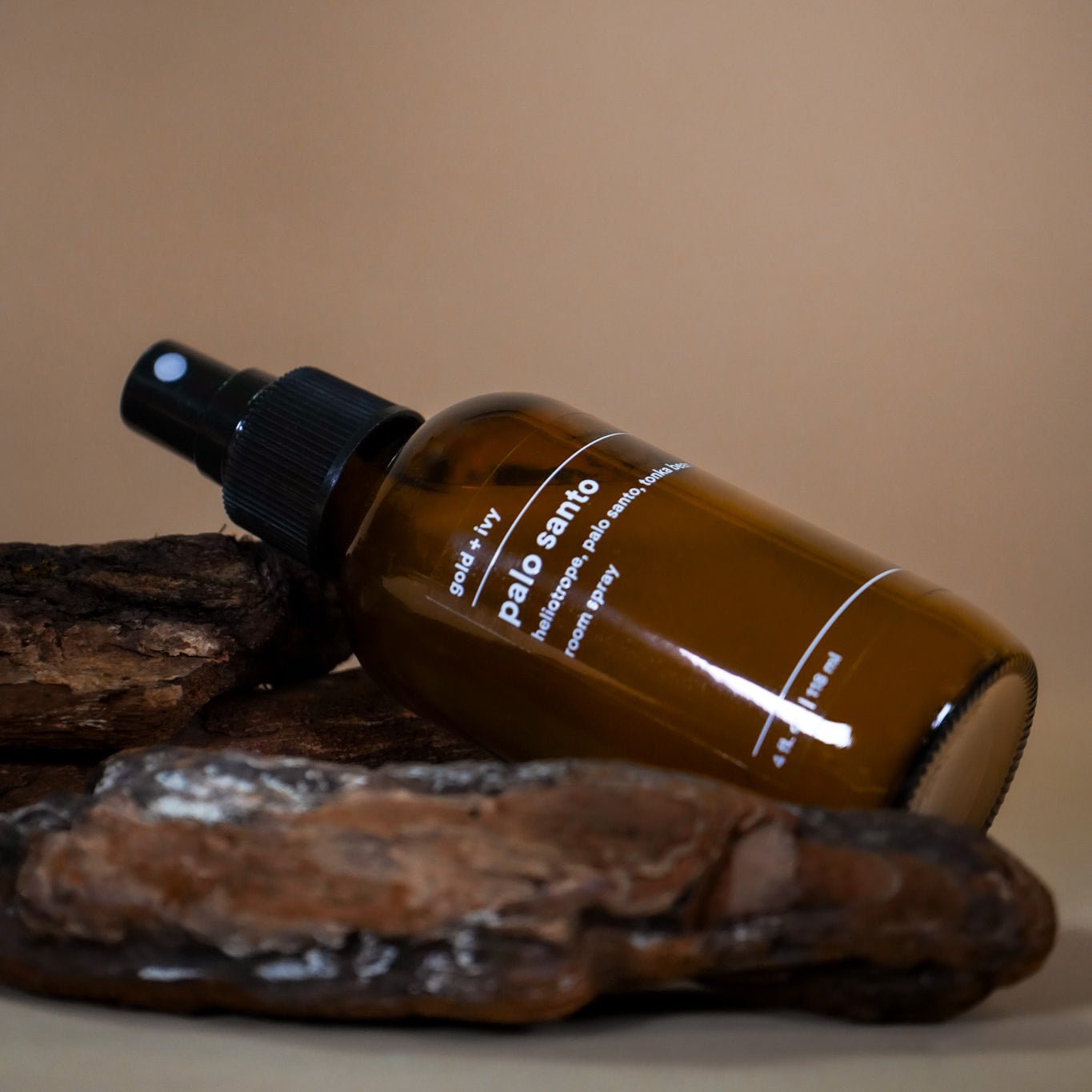 palo santo room spray - themonogram manor 