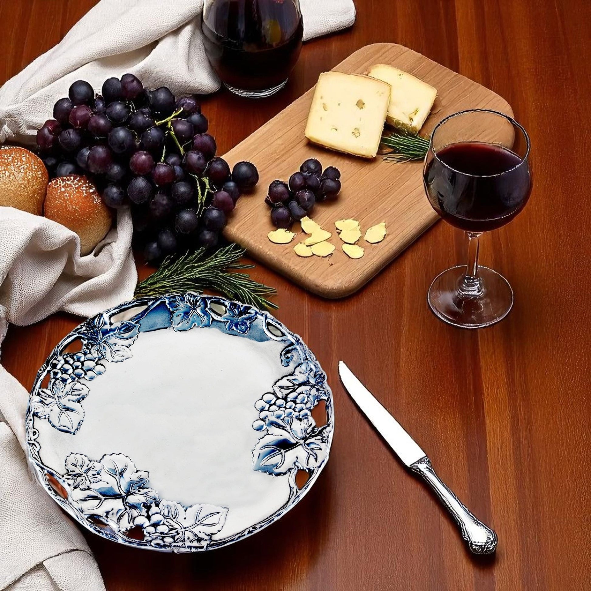 Grape 12 Round Plate - themonogram manor 