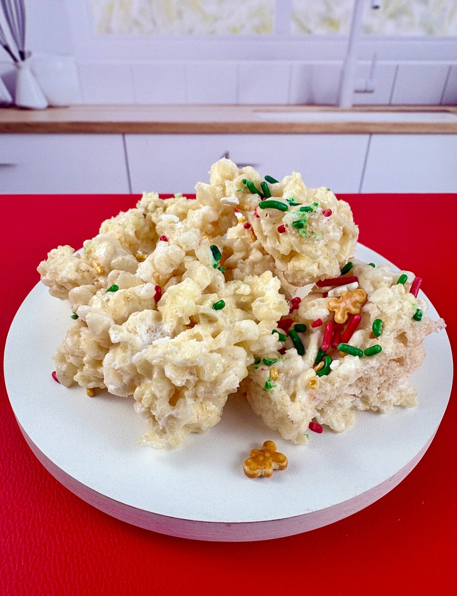 "Clusters" Christmas Crispie Mix Clusters - themonogram manor 
