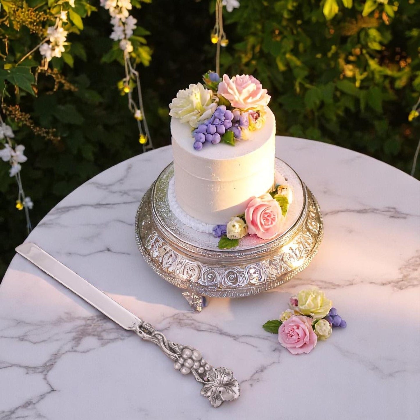 Grape Cake Knife - themonogram manor 