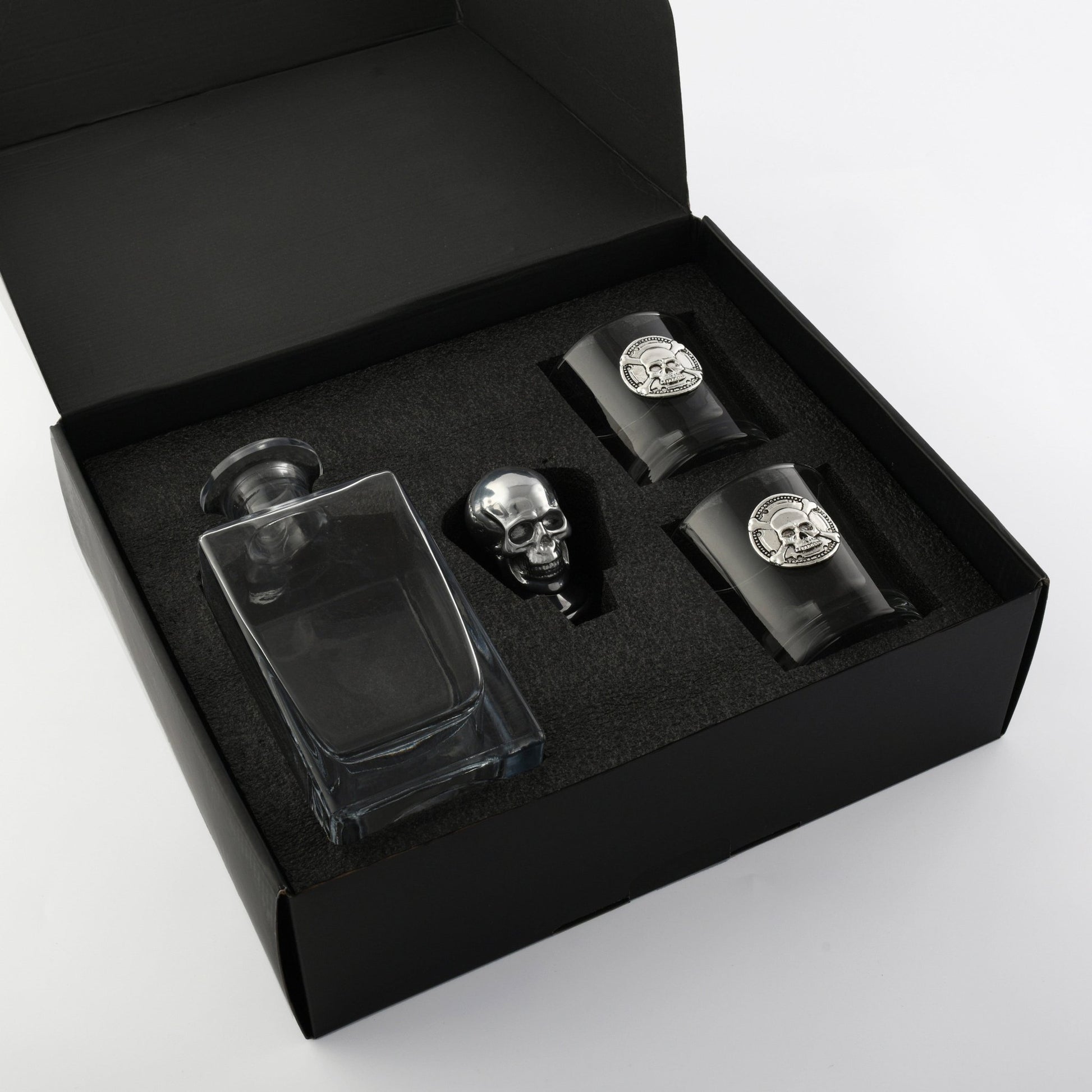 Skull Decanter Set with a set Double old Glasses - themonogram manor 