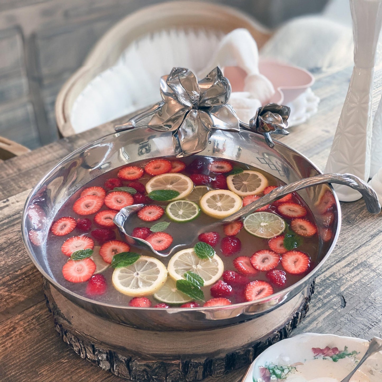 Magnolia Bowl - themonogram manor 