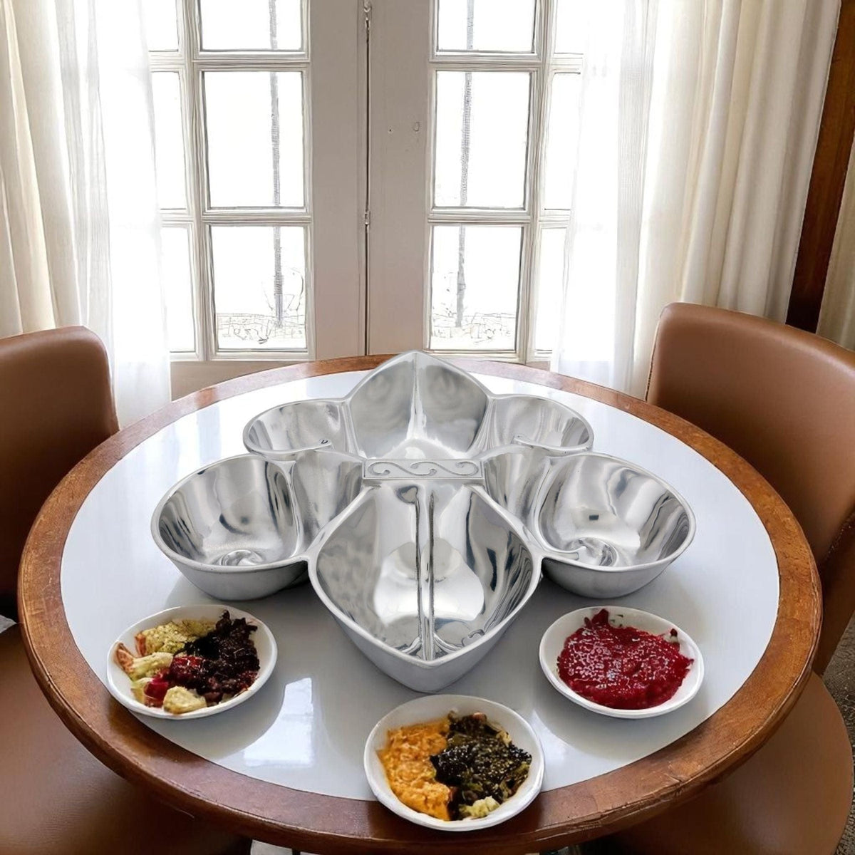 Fleur De Lis Serving Bowl 4 Compartment - themonogram manor 