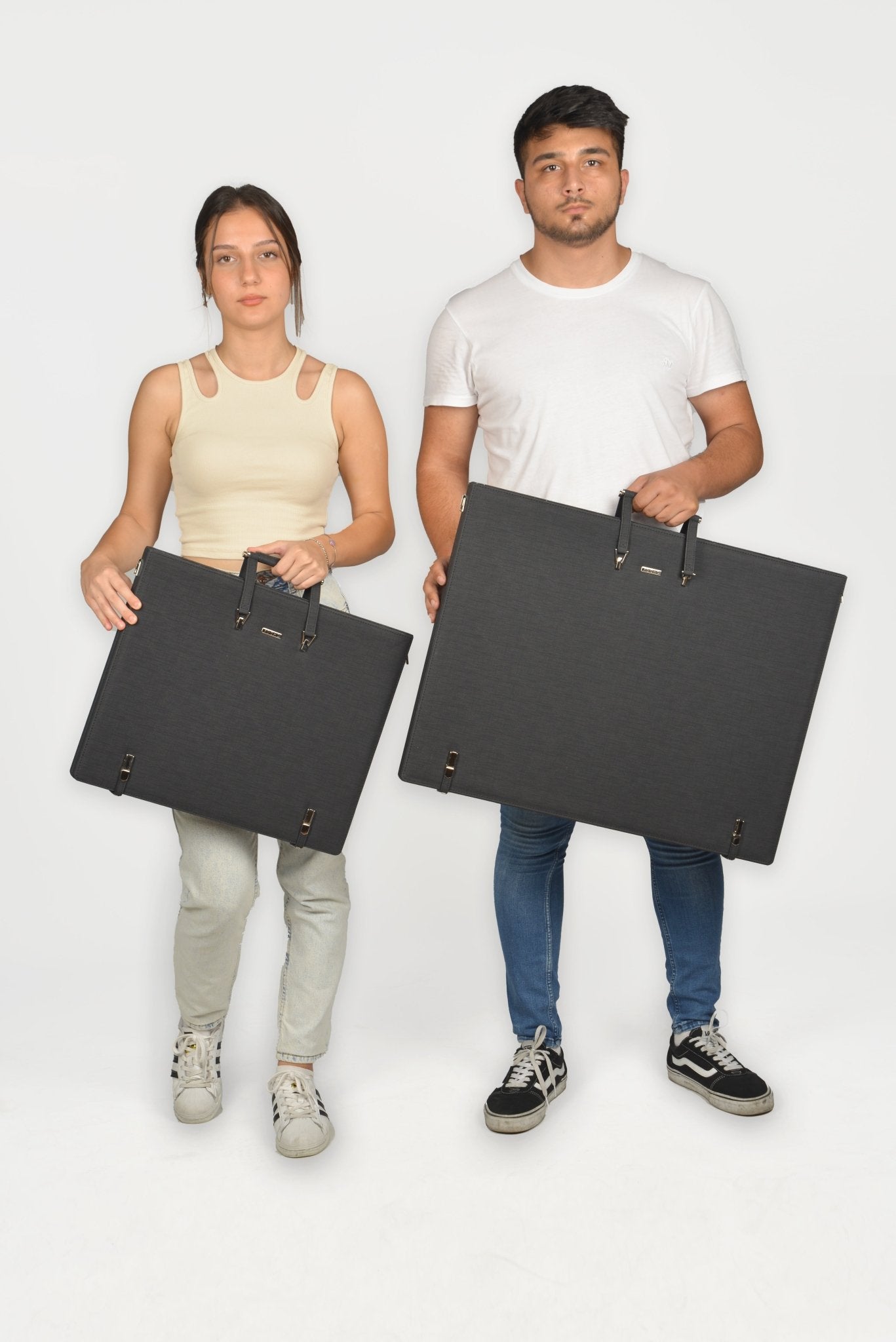 Leather Binder Leather Portfolio Gifts For Painters - Portfolio Binder - Art Supplies Organizer - themonogram manor 