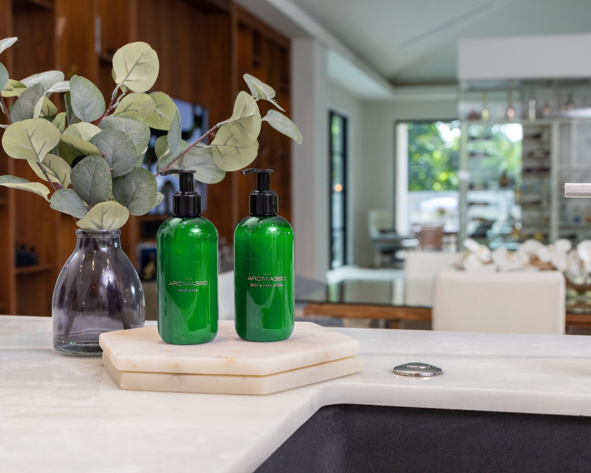 Green Body & Hand Wash - themonogram manor 