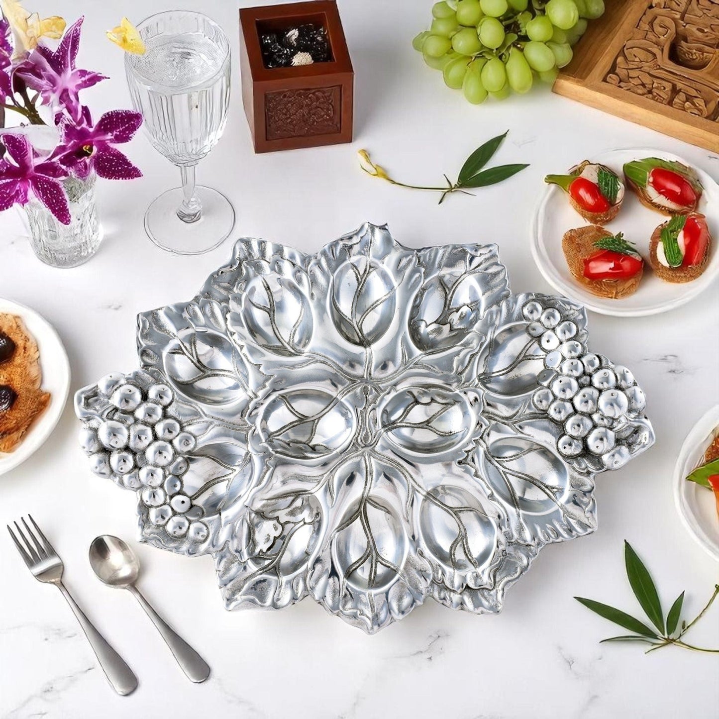 Grape Deviled Egg Holder - themonogram manor 