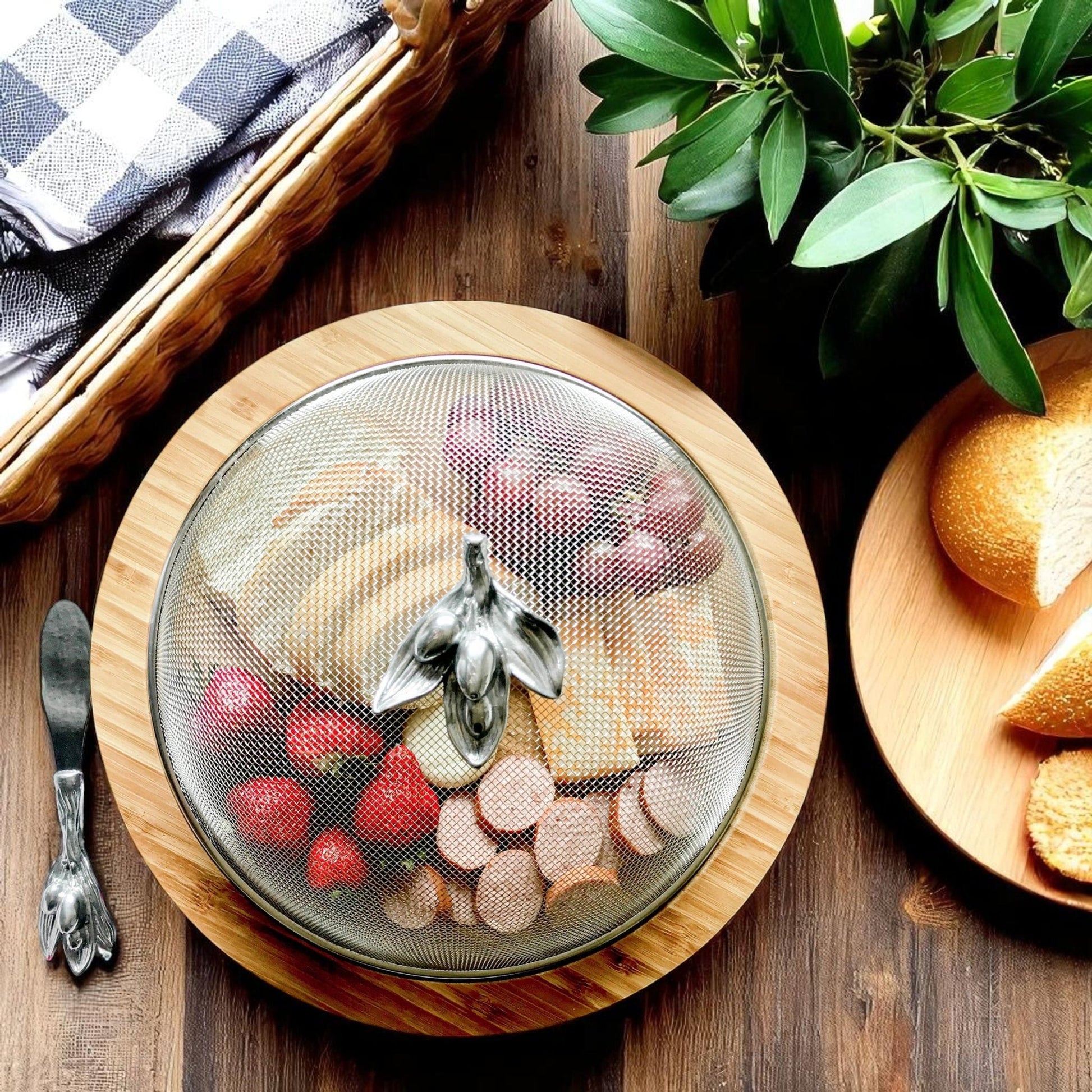 Olive 3 Piece Picnic Cheese Board / Spreader - themonogram manor 