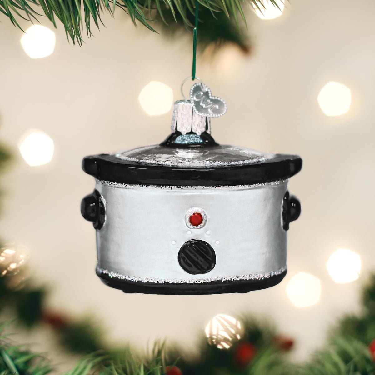 Slow Cooker Ornament - #themonogram manor #