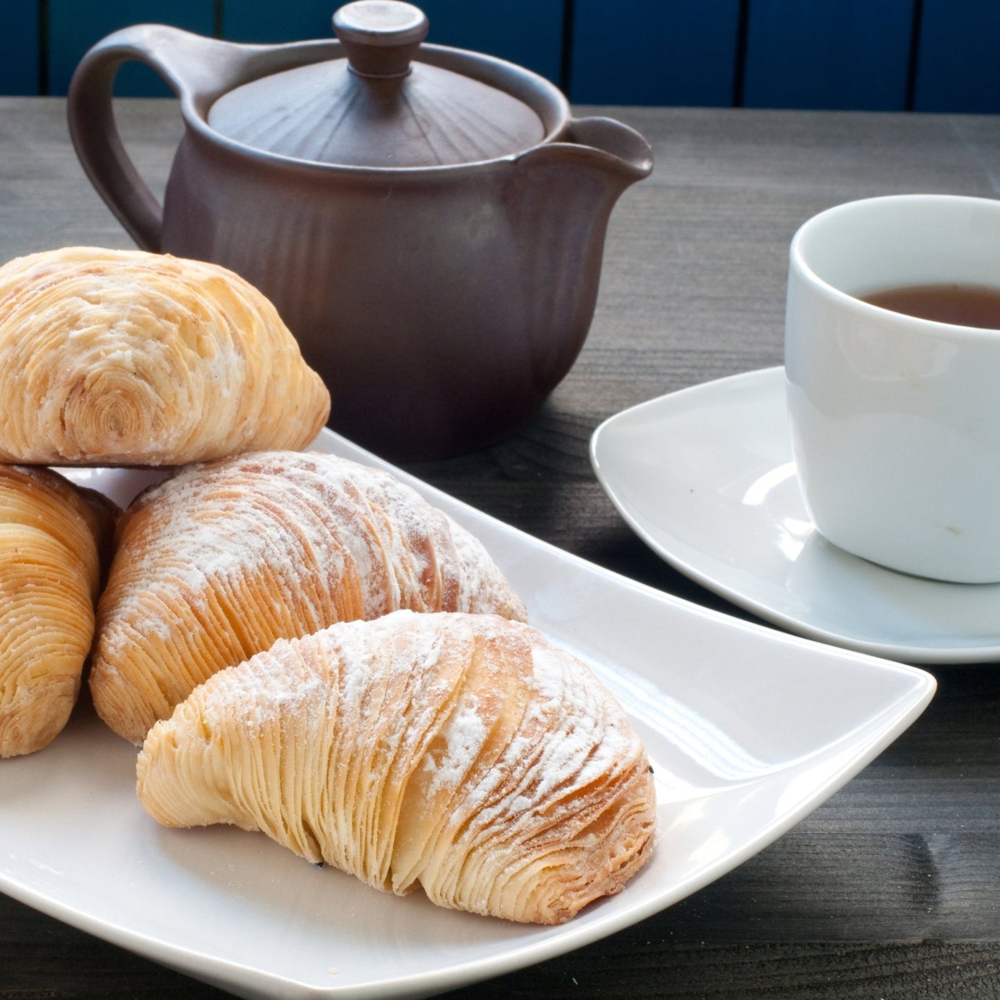 Large Italian Sfogliatelle Take and Bake Pastries - themonogram manor 