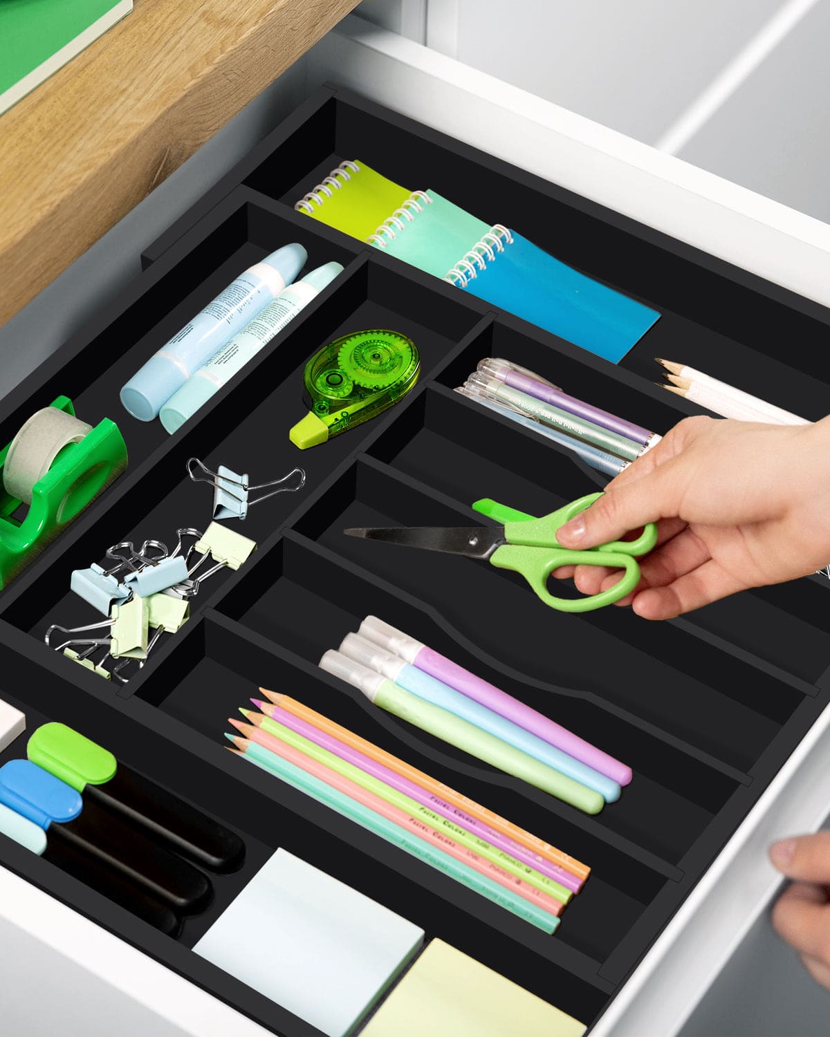 Silverware Drawer Organizer, Black (9 Slots) - themonogram manor 