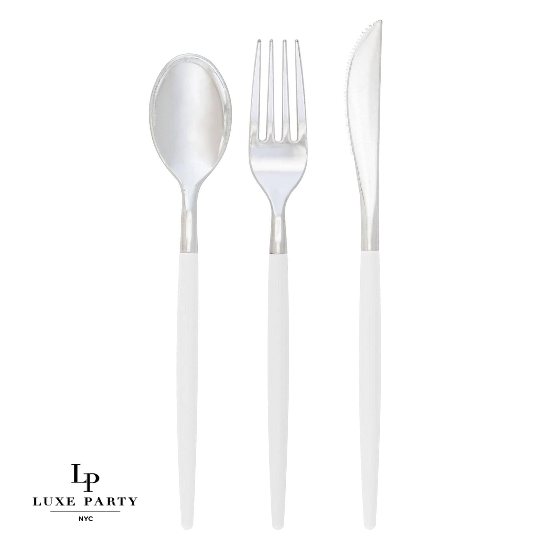 Chic Round Clear and Silver Forks | 32 Pieces - themonogram manor 
