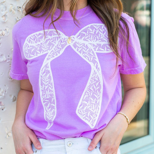 Bow 'Lace It Up' T-Shirt - themonogram manor 