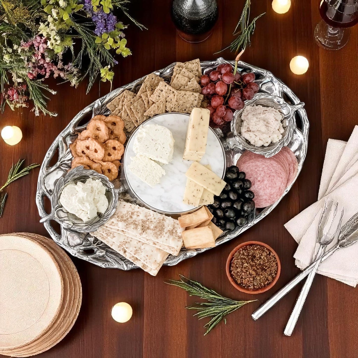 Olive Entertainment Tray - themonogram manor 