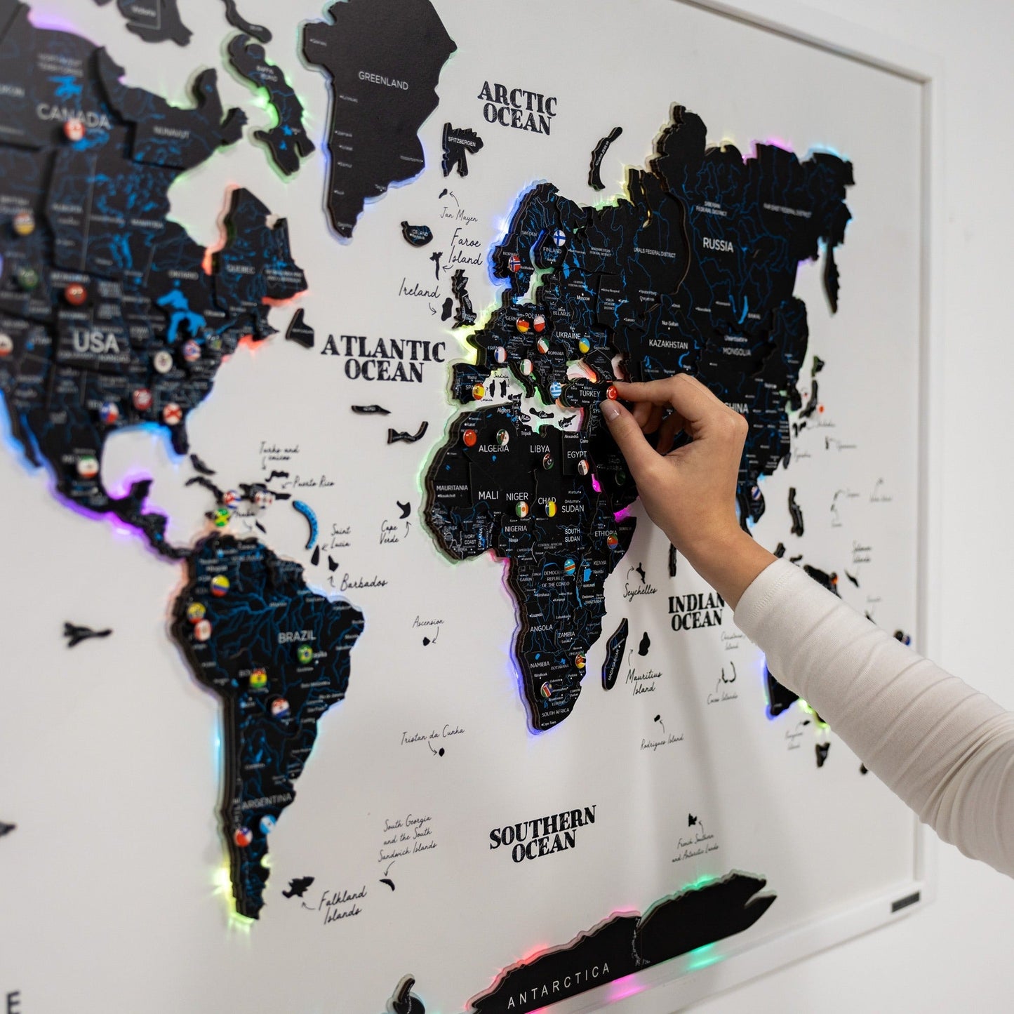 Map on Board LED 2.0 Midnight - themonogram manor 