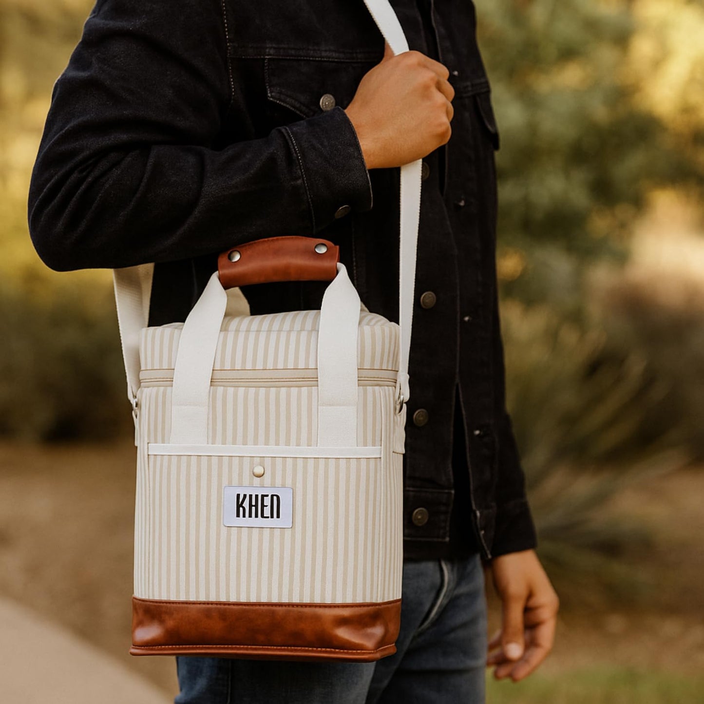2 Bottle Wine Carrier Tote, Insulated Leakproof Cooler Bag - themonogram manor 