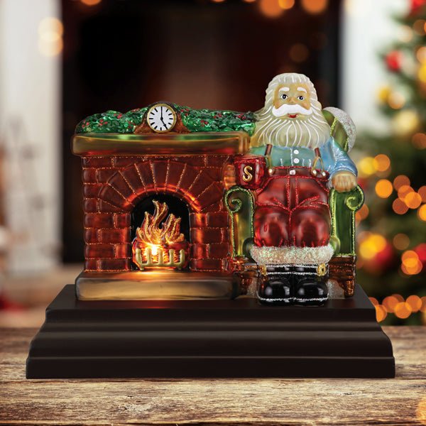 Santa At Hearth Light - themonogram manor 