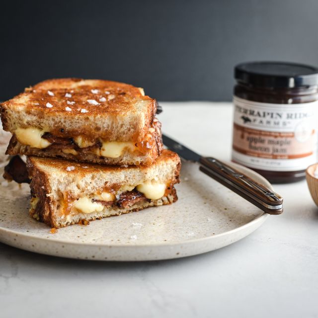 Apple Maple Bacon Jam - 5oz - themonogram manor 