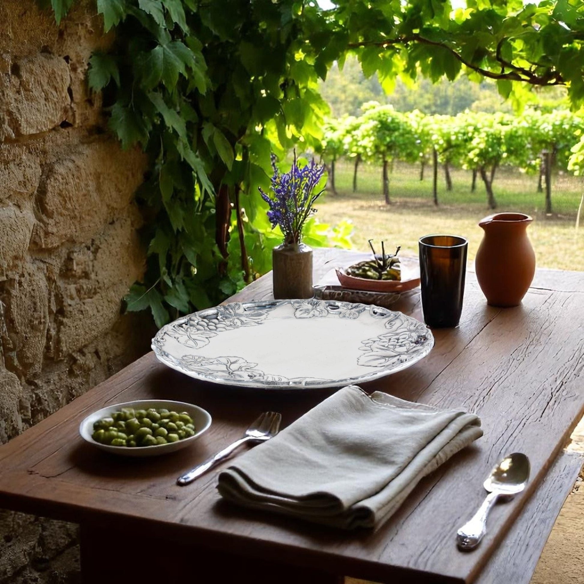 Grape 12 Round Plate - themonogram manor 