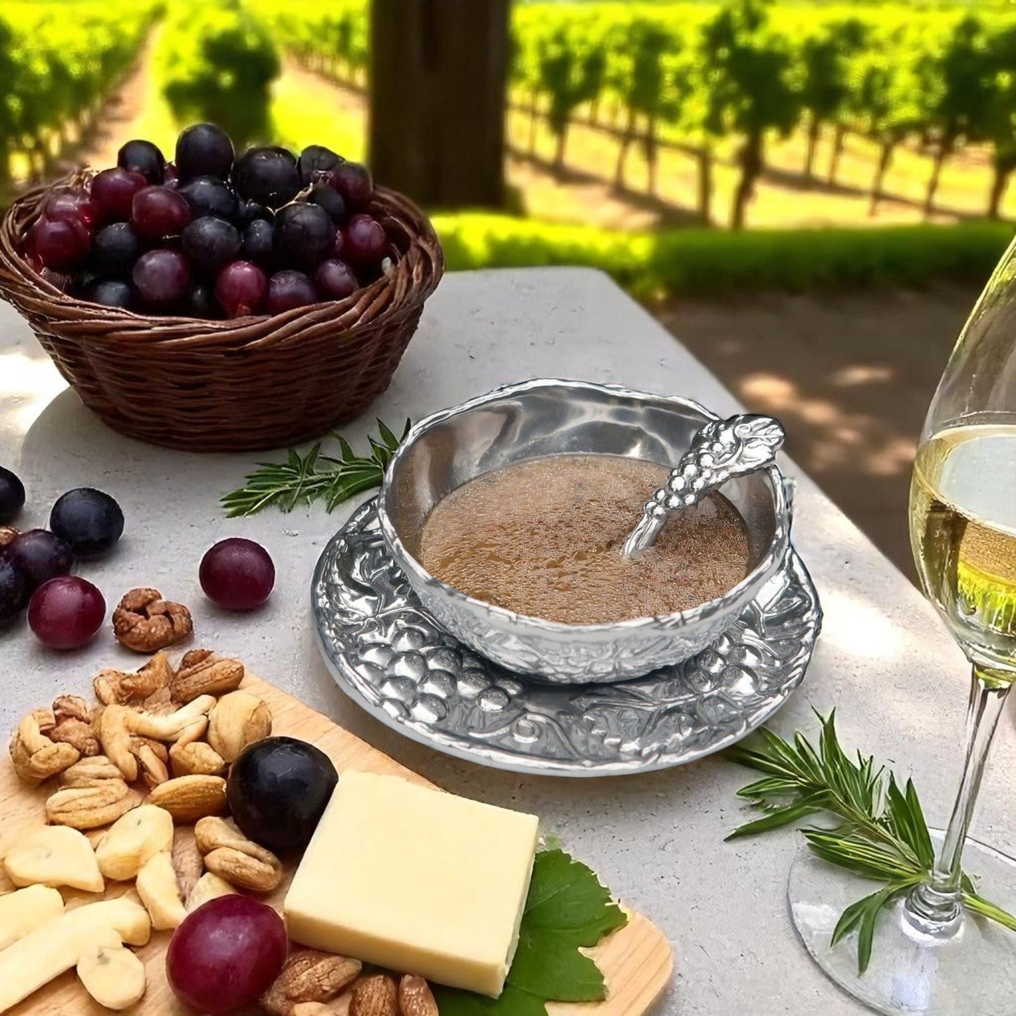 Grape Condiment Server - themonogram manor 