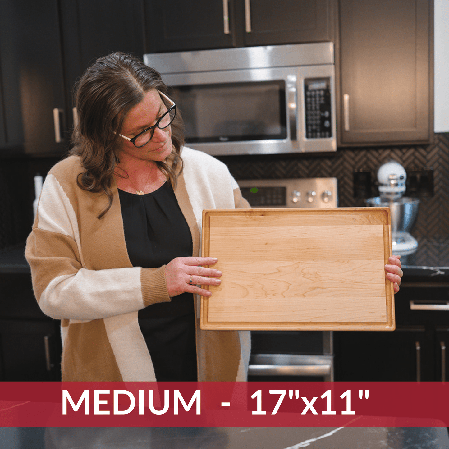 Medium Maple Wood Cutting Board - themonogram manor 