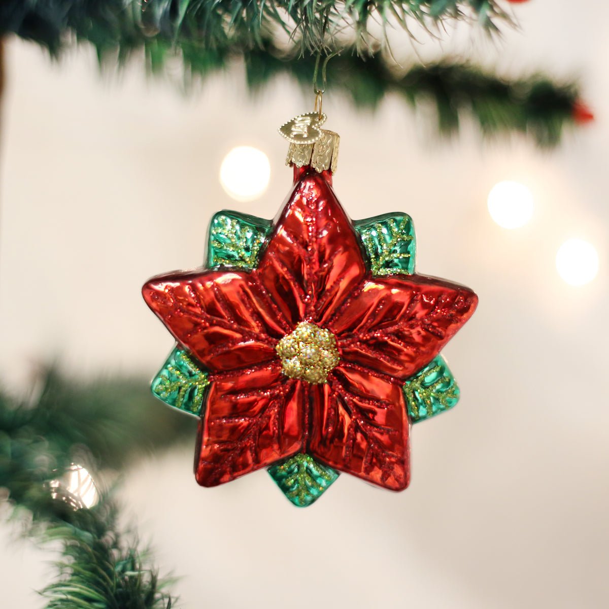 Poinsettia Star Ornament - #themonogram manor #