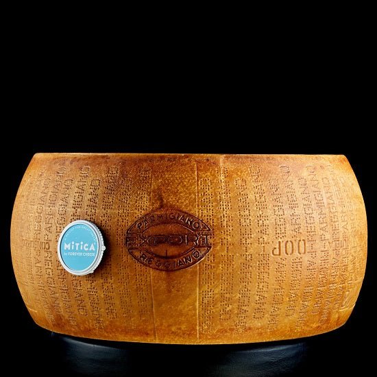 Fresh Grated Parmigiano Reggiano DOP Mitica® 24 months - themonogram manor 