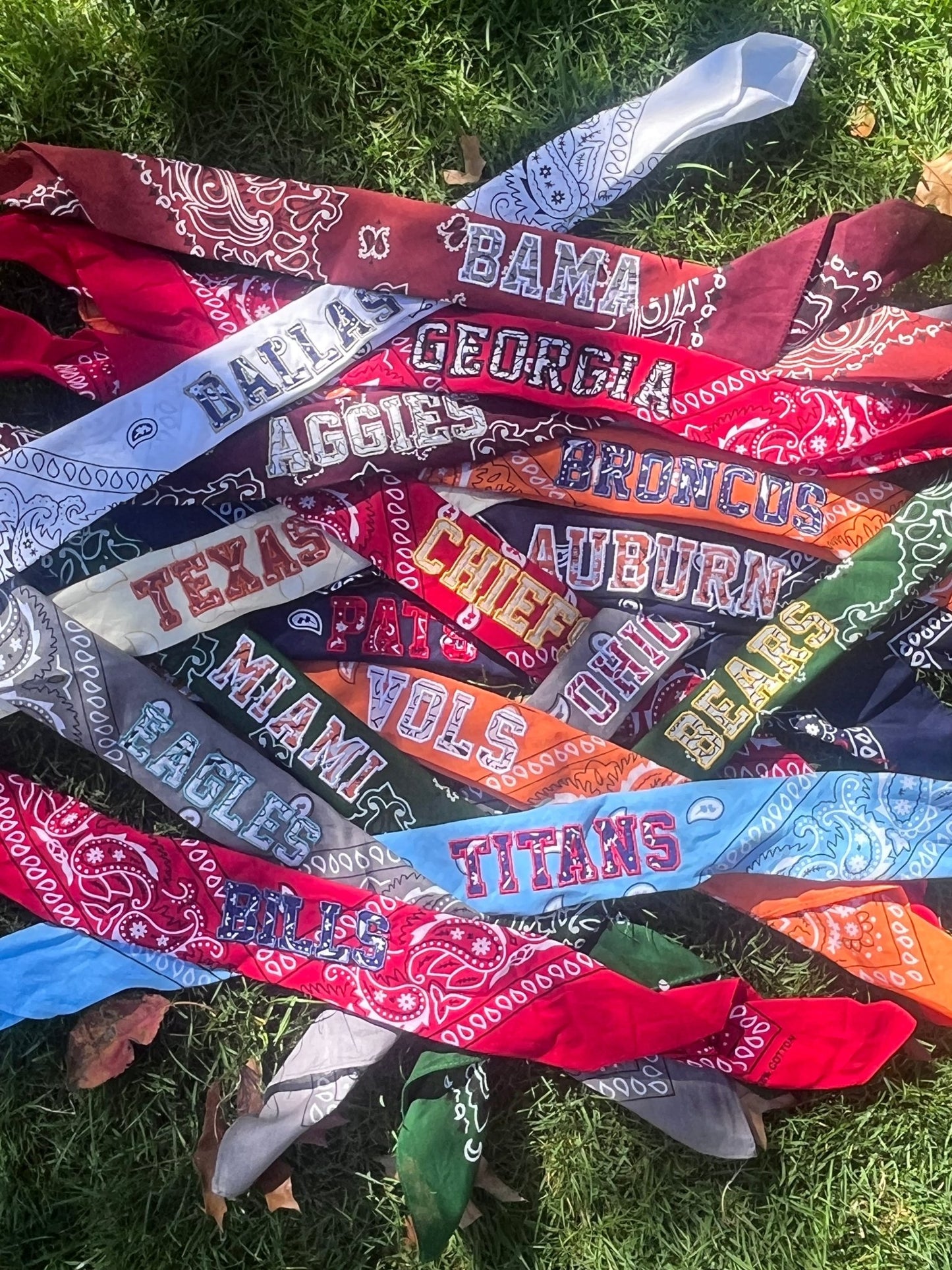 Fan Bandana - themonogram manor 