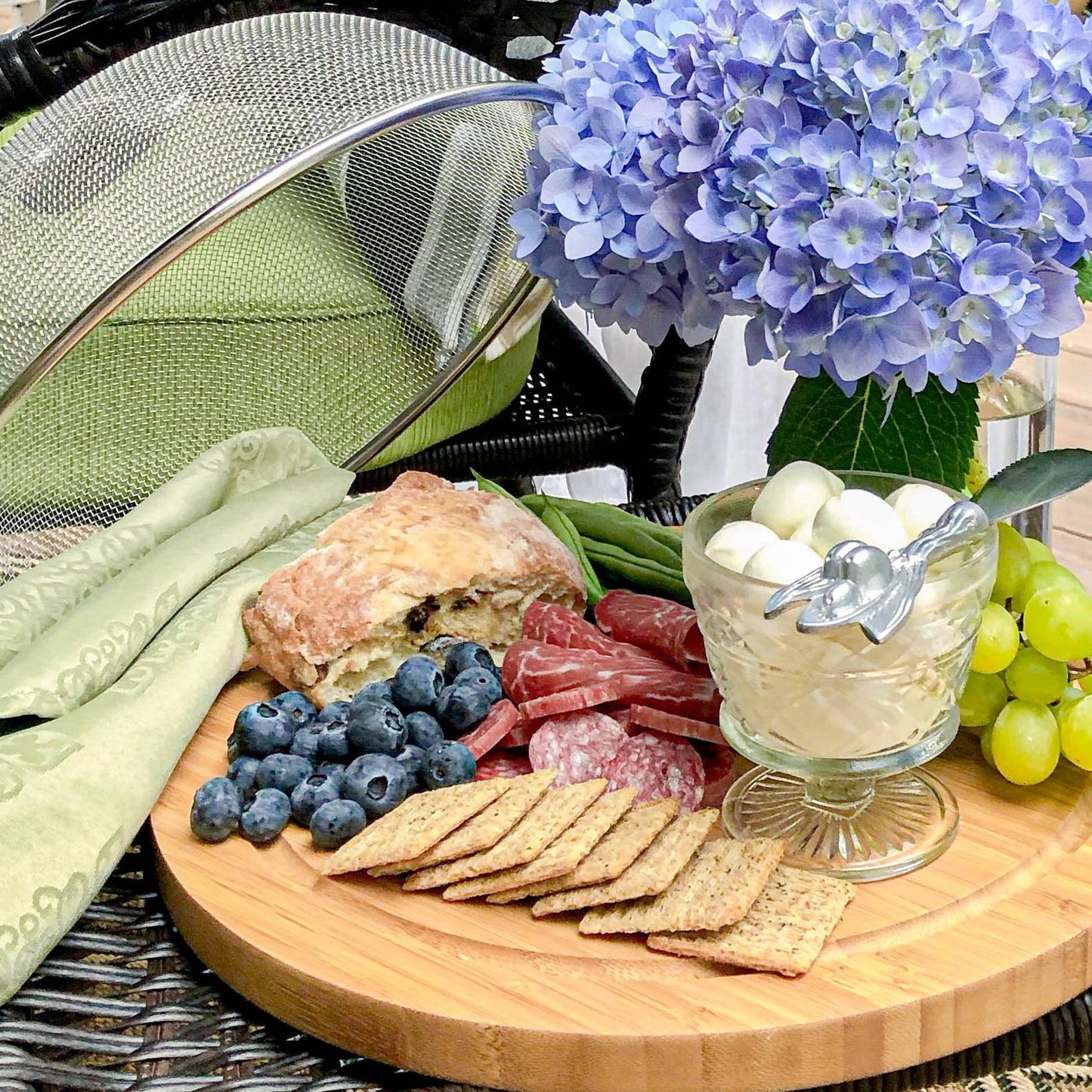Olive 3 Piece Picnic Cheese Board / Spreader - themonogram manor 