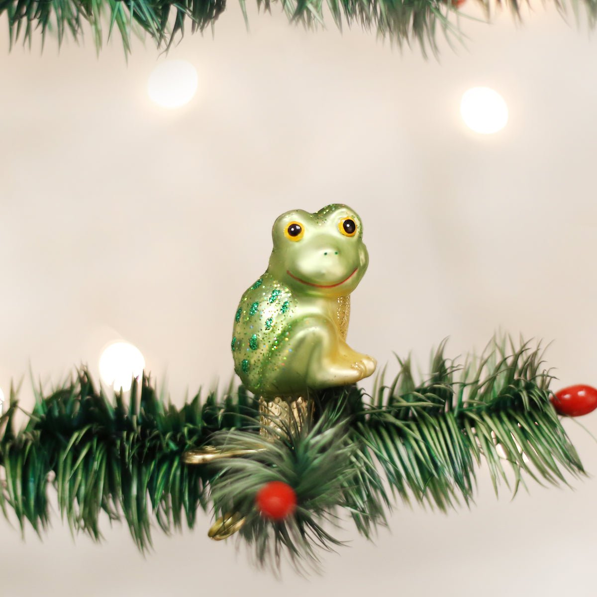 Happy Froggy Ornament - #themonogram manor #
