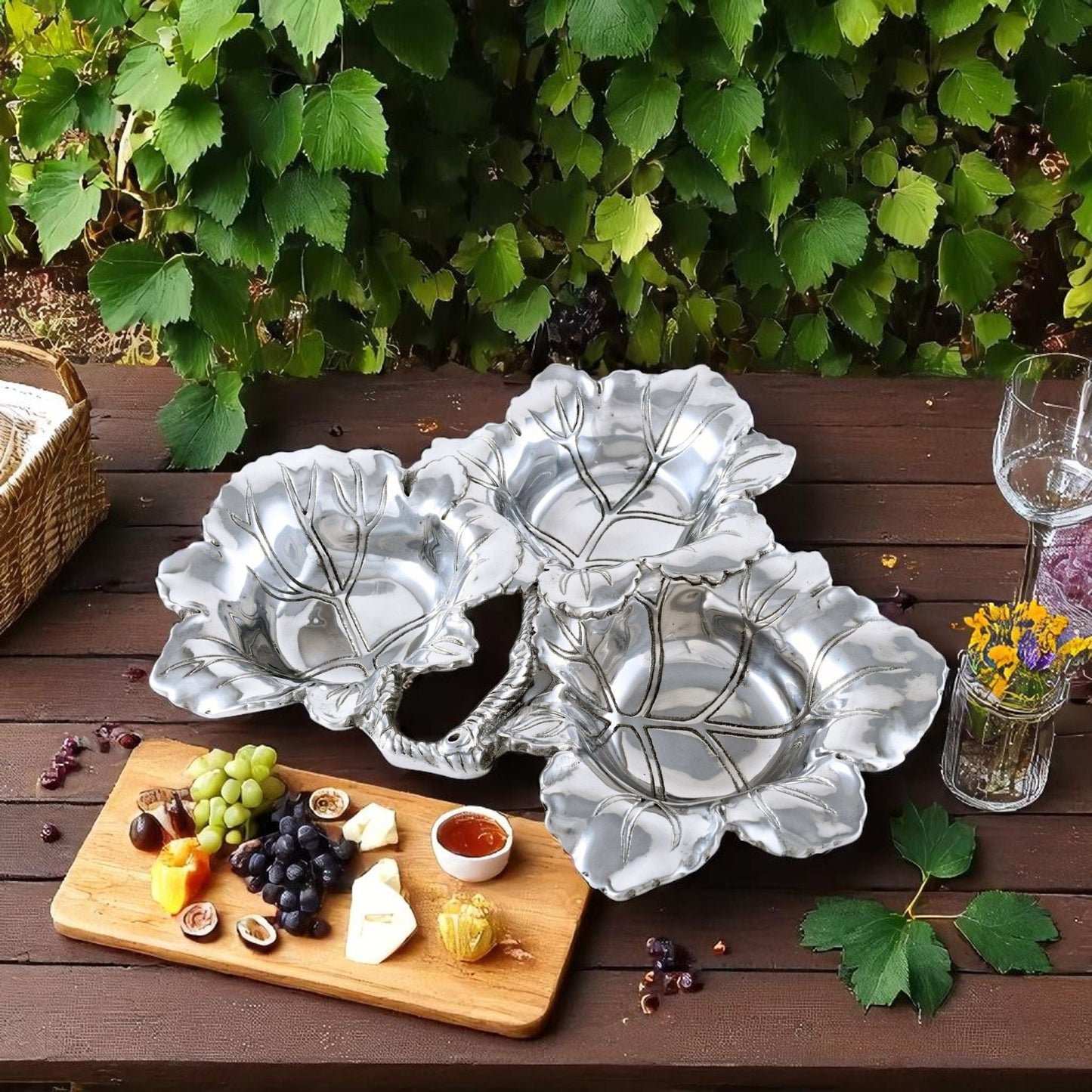 Grape 3-Bowl Bowl - themonogram manor 