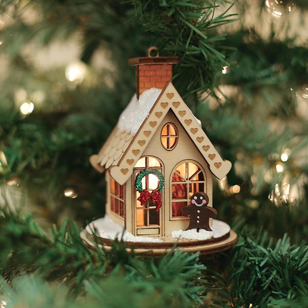 Gingerbread Cottage Ornament - themonogram manor 