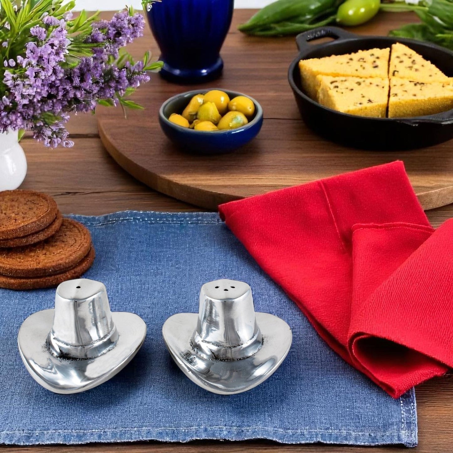 Cowboy Hat Salt and Pepper Set - themonogram manor 