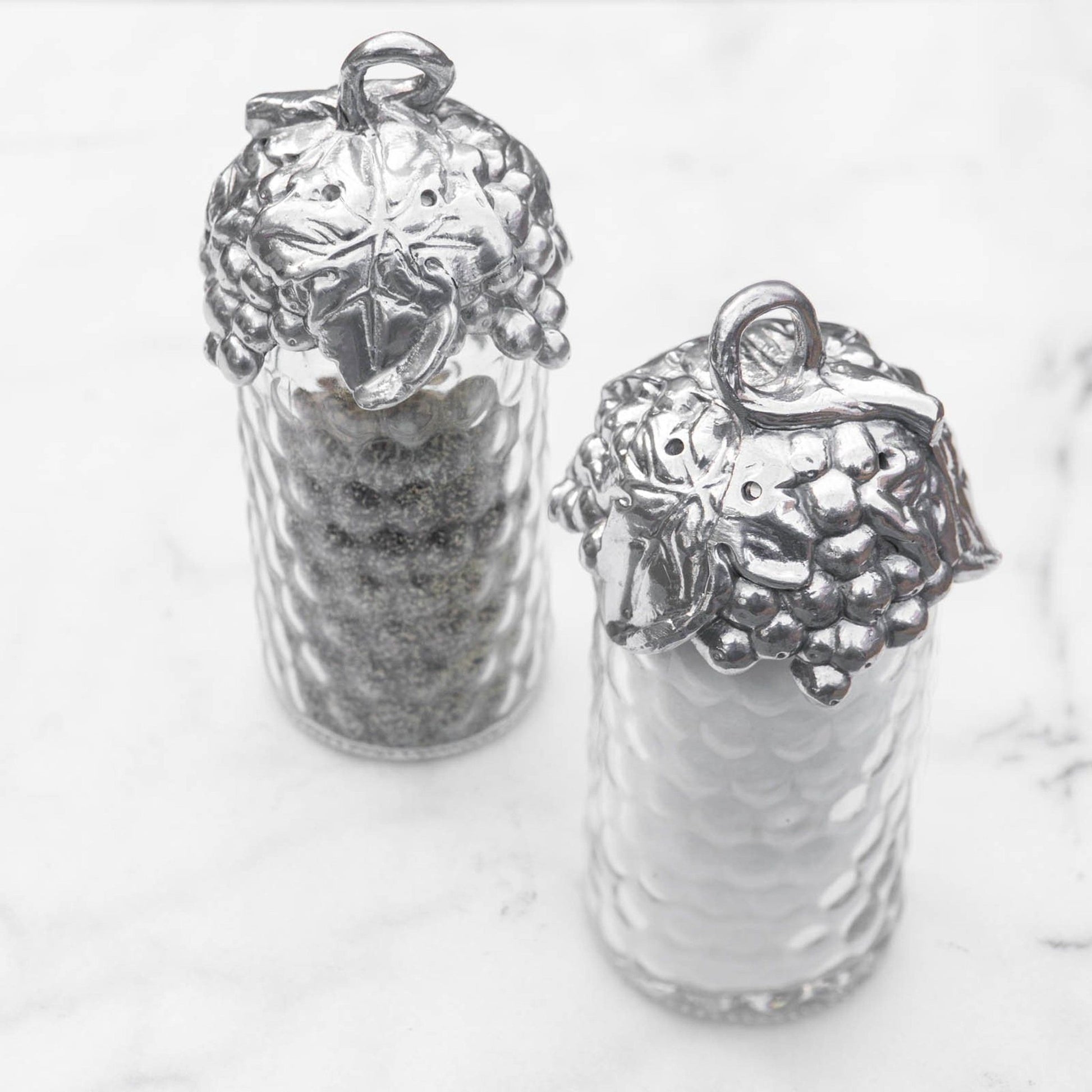 Grape Salt and Pepper Set - themonogram manor 