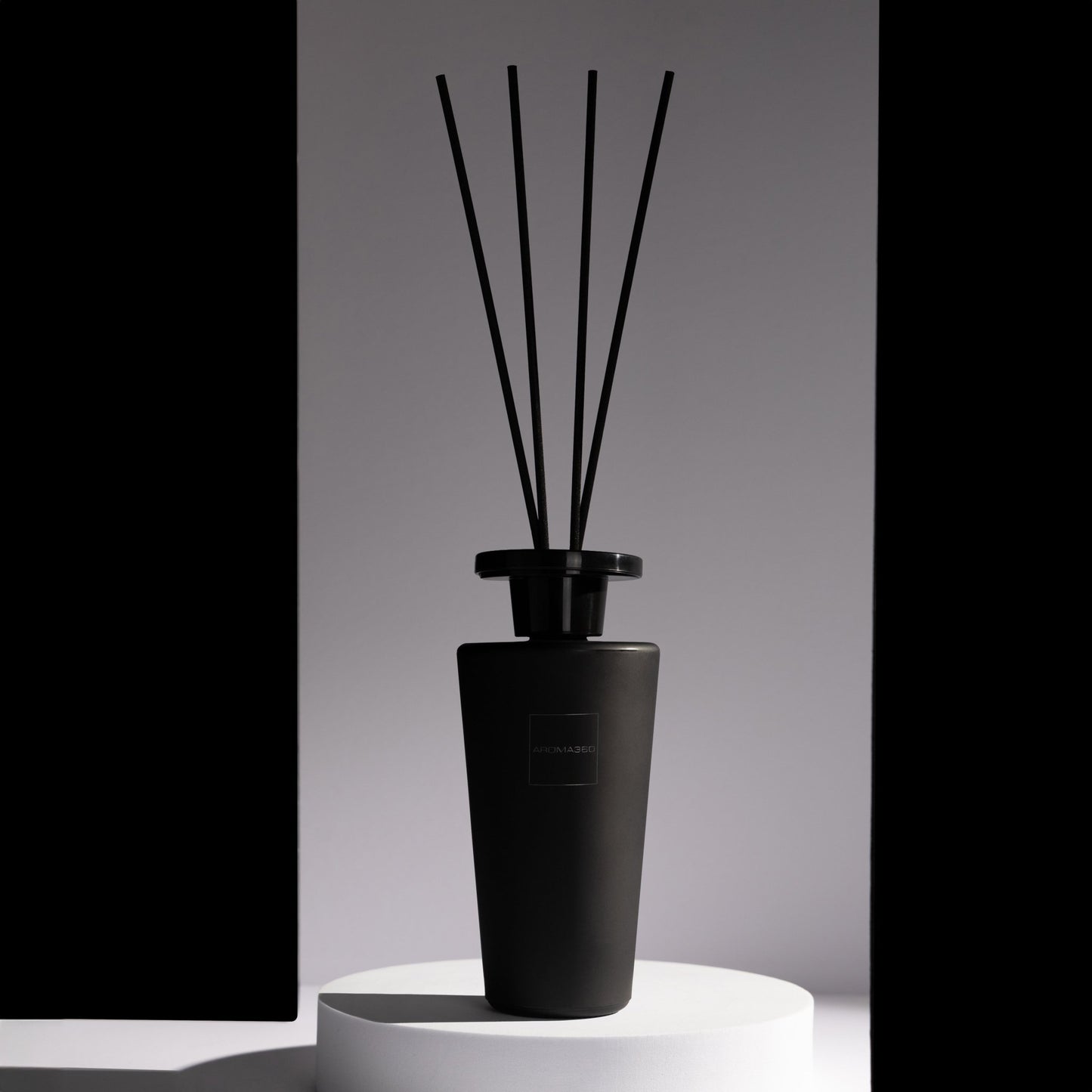 Déjà Vu 500mL Reed Diffuser - themonogram manor 