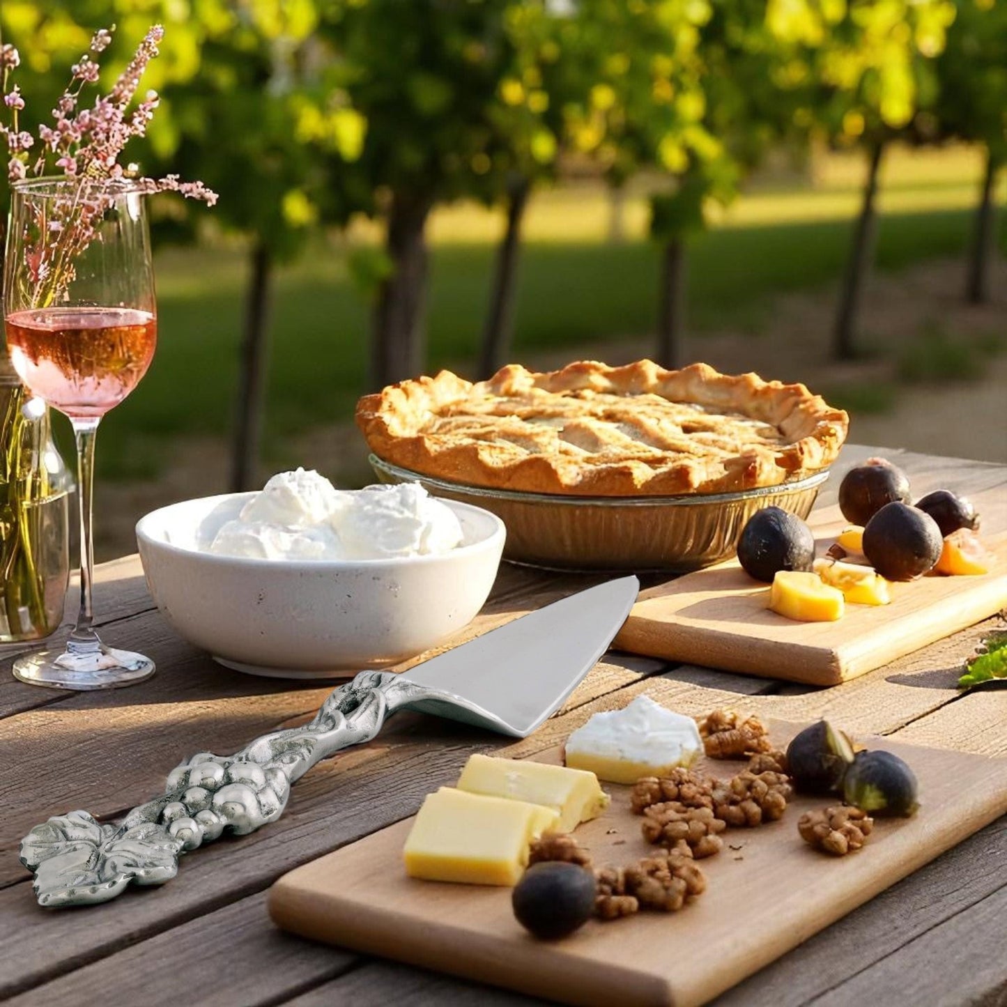 Grape Pie Server - themonogram manor 