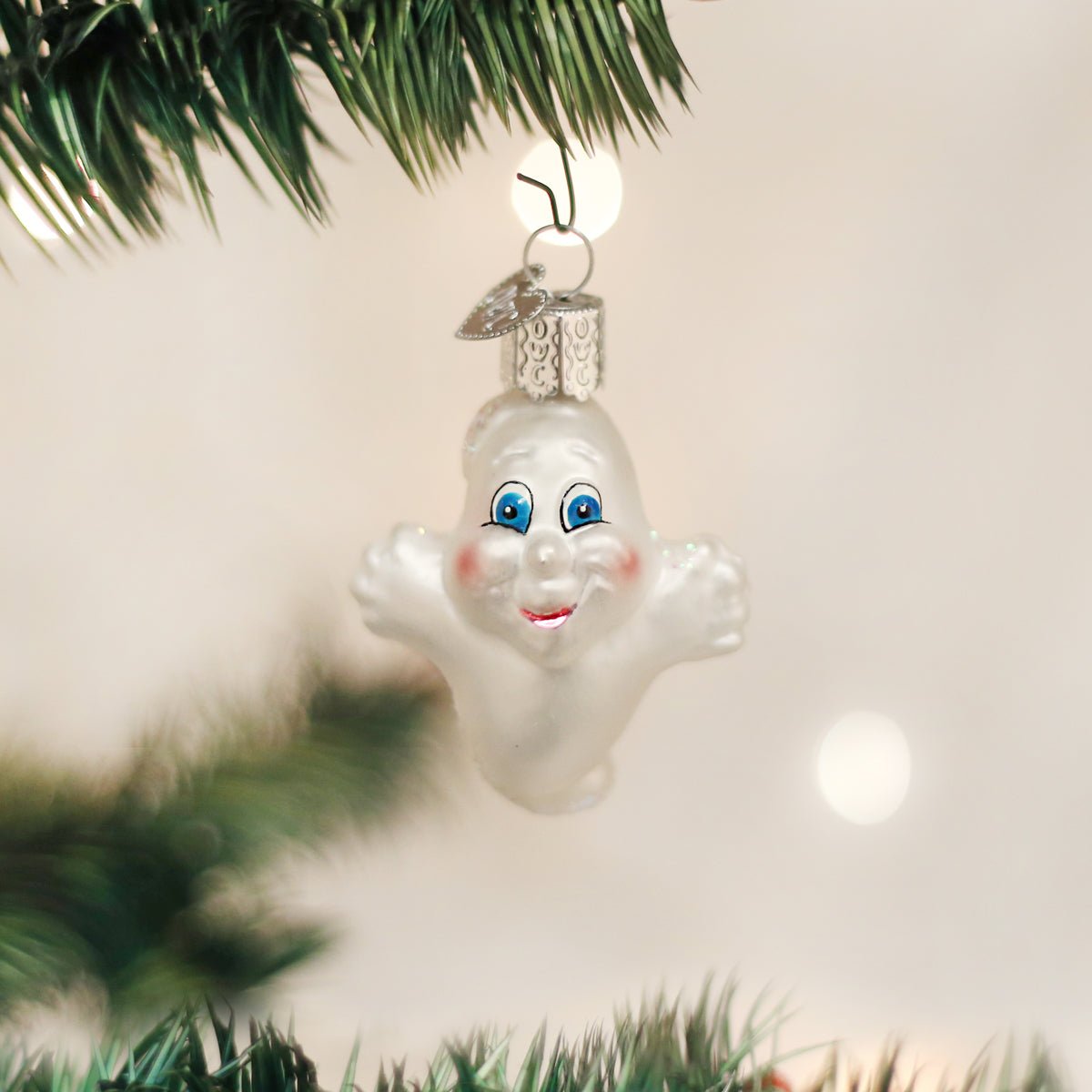 Miniature Ghost Ornament - #themonogram manor #
