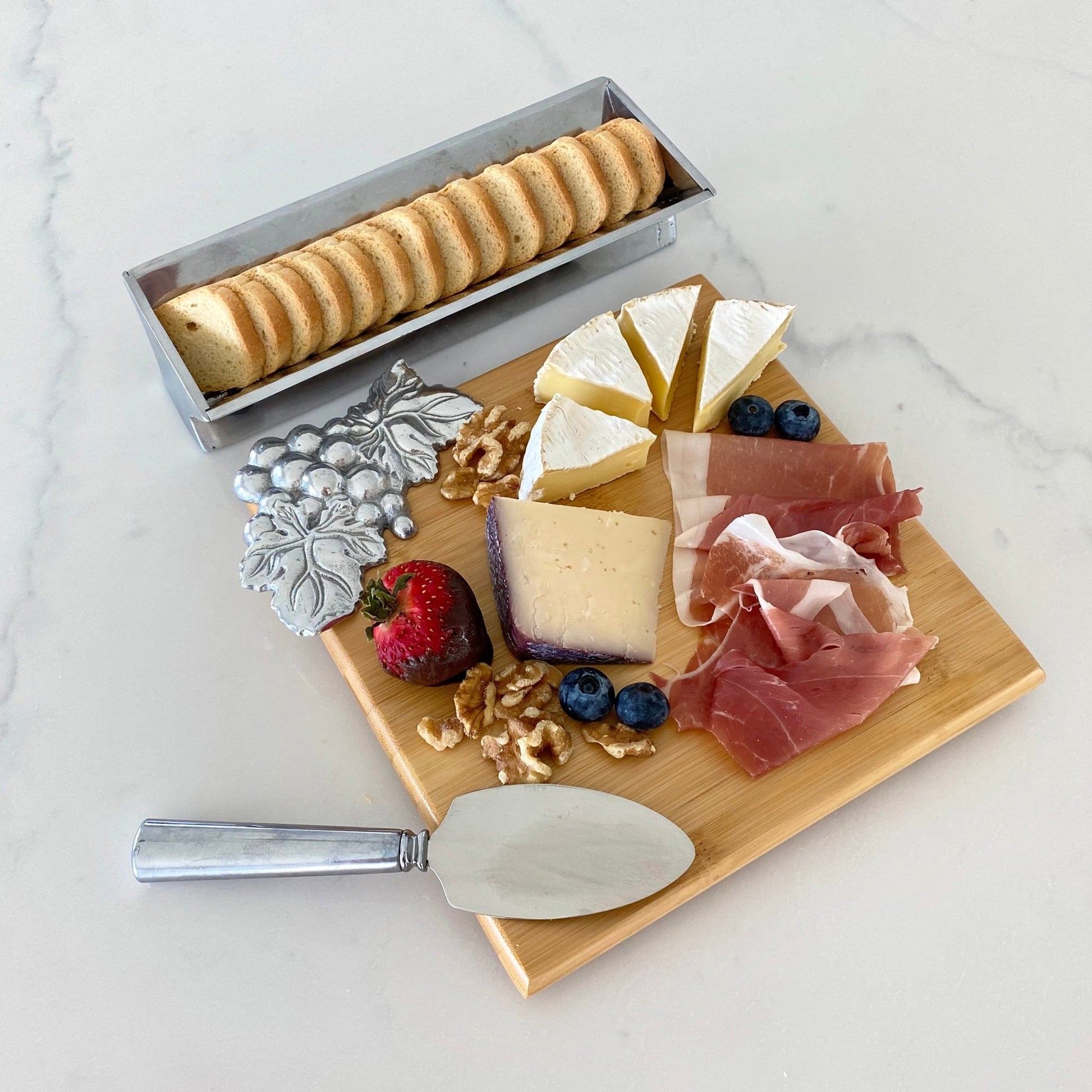 Grape Bamboo Cheese Set - themonogram manor 