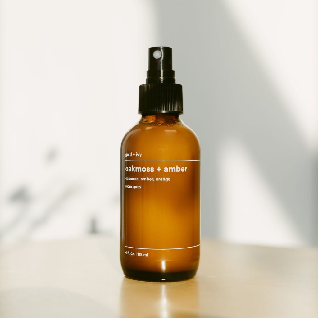 oakmoss + amber room spray - themonogram manor 