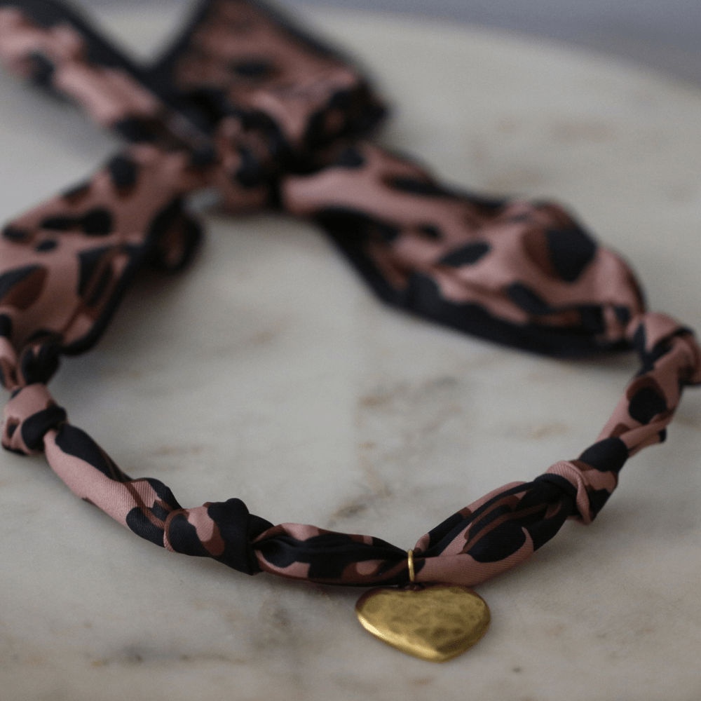 Savannah Heart Scarf Necklace - themonogram manor 