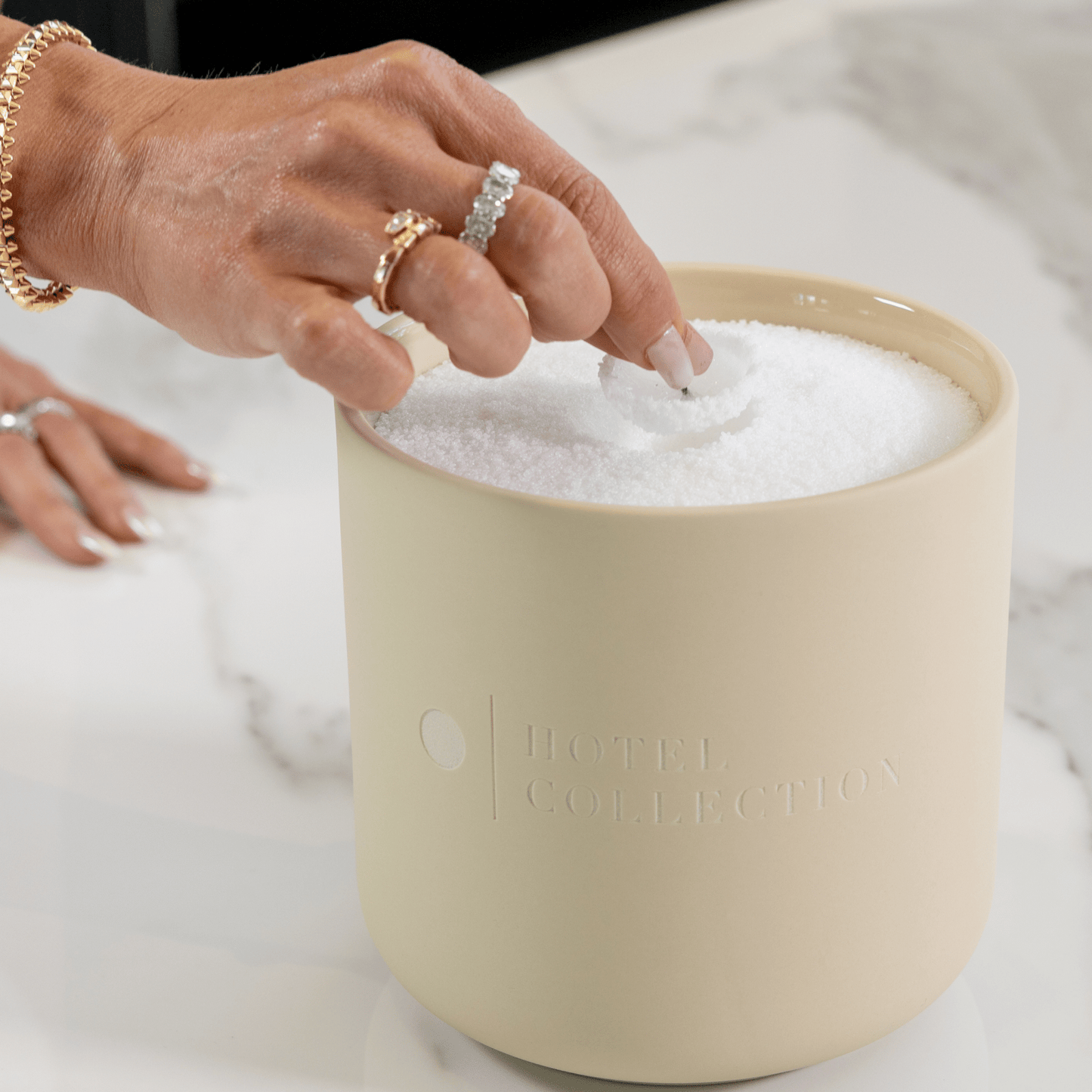 Petite Ceramic Sand Wax Set - themonogram manor 