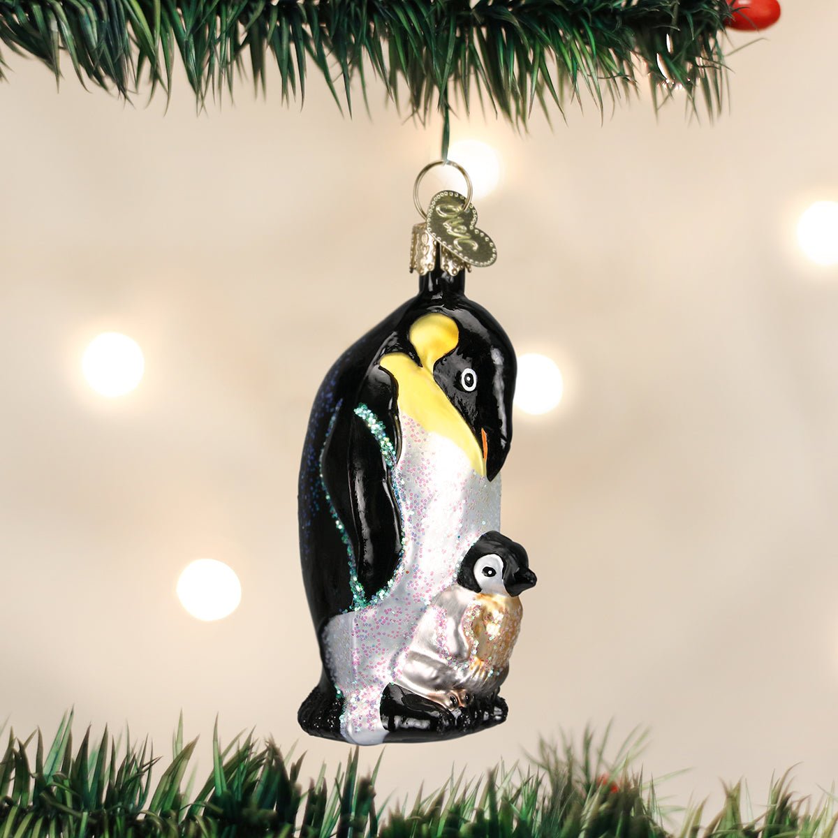Emperor Penguin W/chick - themonogram manor 