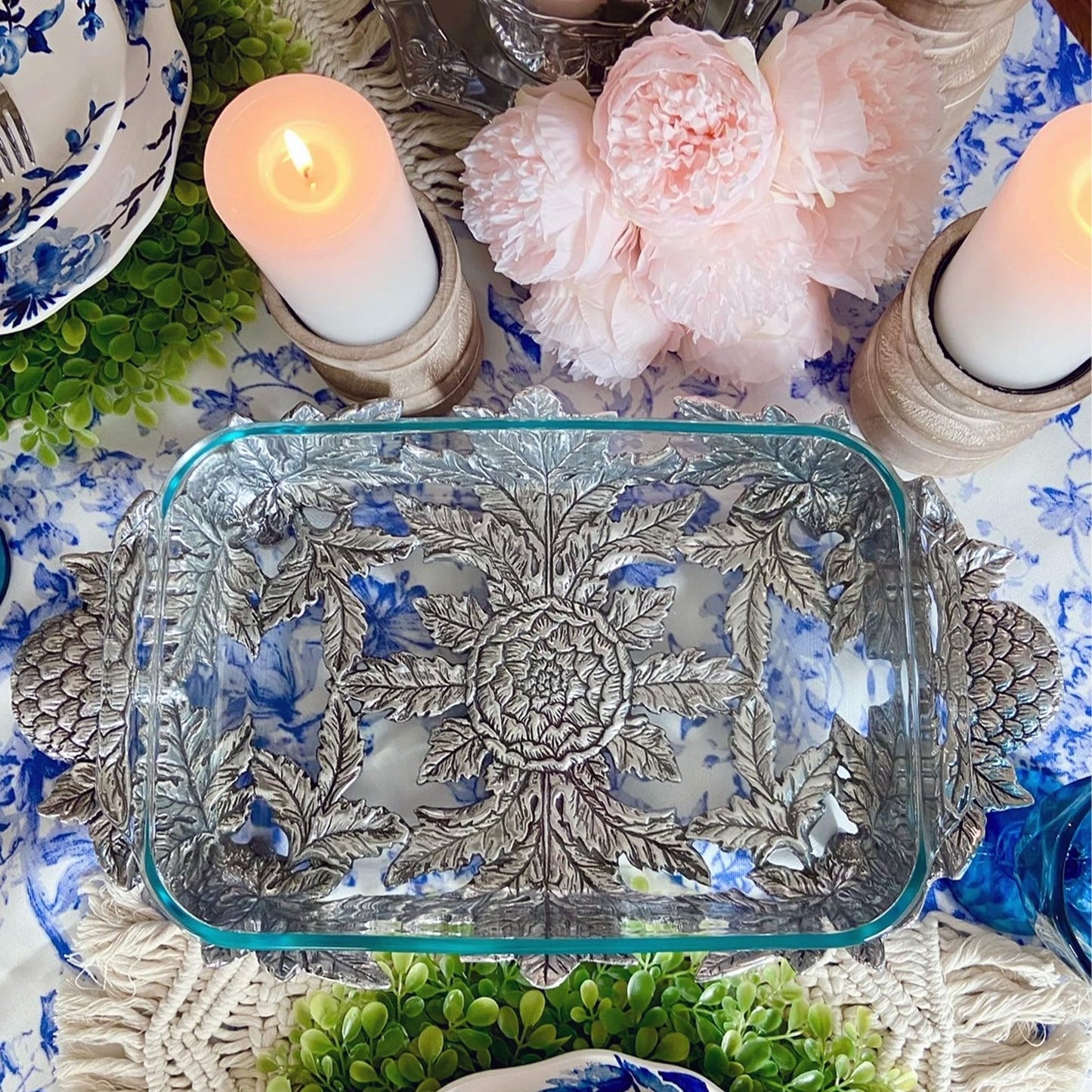 Artichoke Pyrex Holder 3qt - themonogram manor 