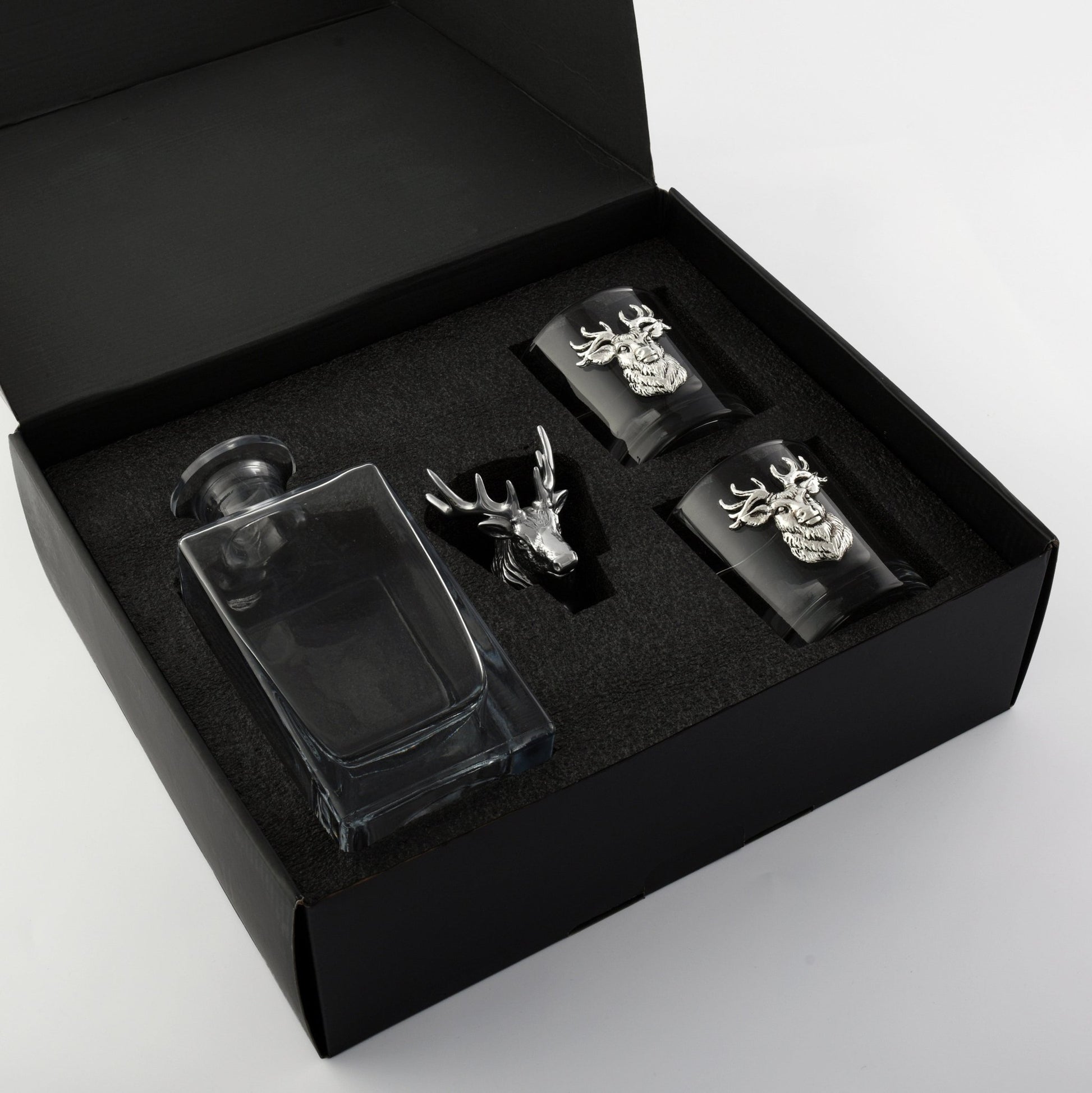 Elk / Deer Bust Decanter Set with Glasses - themonogram manor 