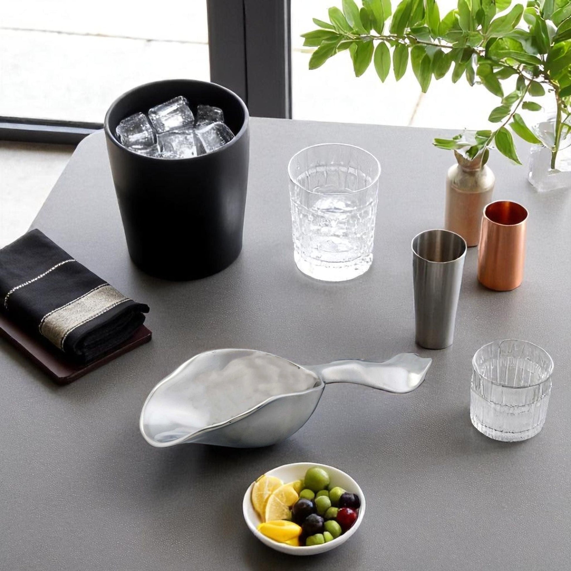 Carmel Ice Scoop - themonogram manor 