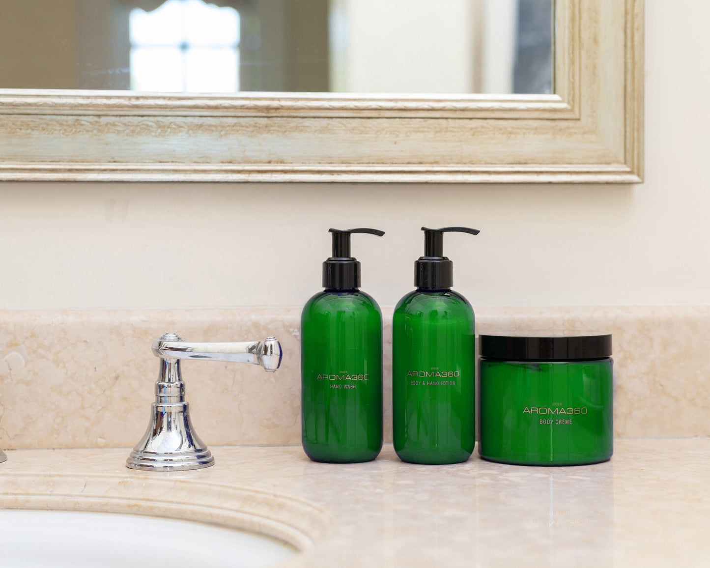 Green Body & Hand Wash - themonogram manor 
